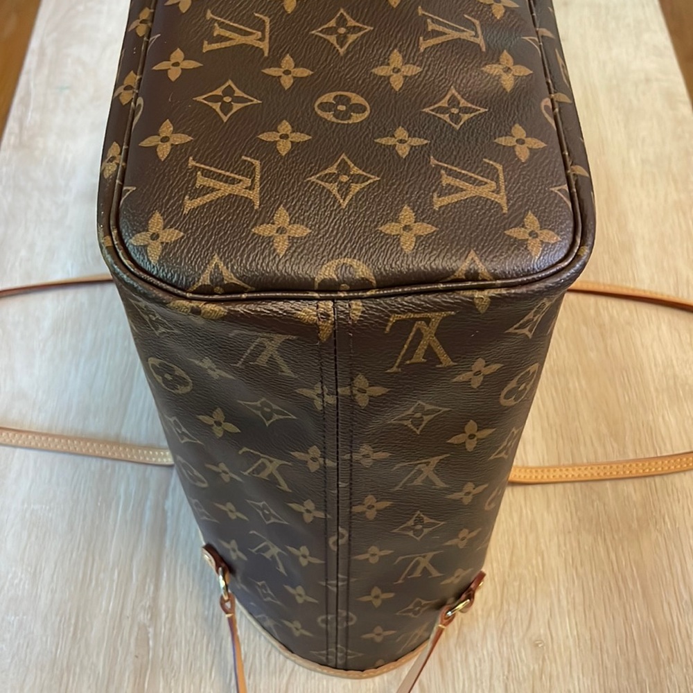 Louis Vuitton 2022 Monogram Neverfull MM 🍒Cerise Lining🍒PRISTINE🍒RFID Chipped - Picture 7 of 11
